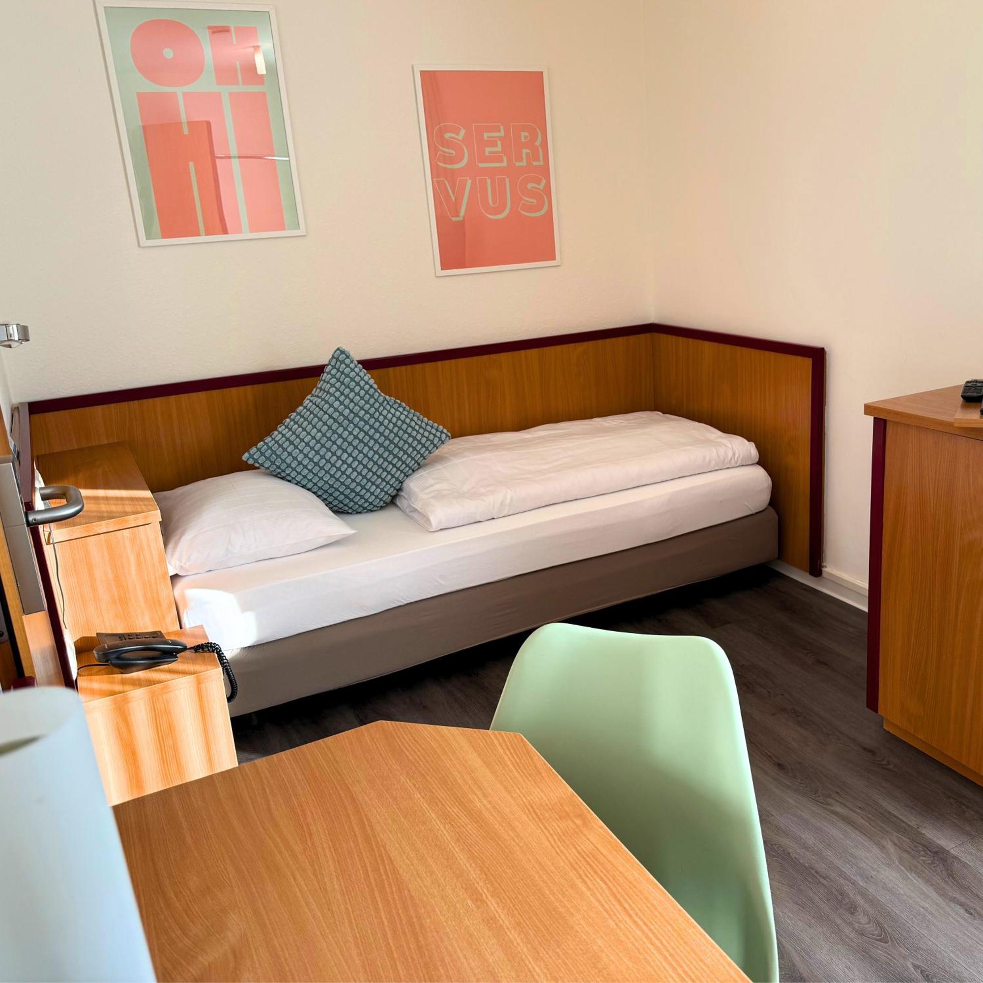 Colourful Hotel Bielefeld Luaran gambar