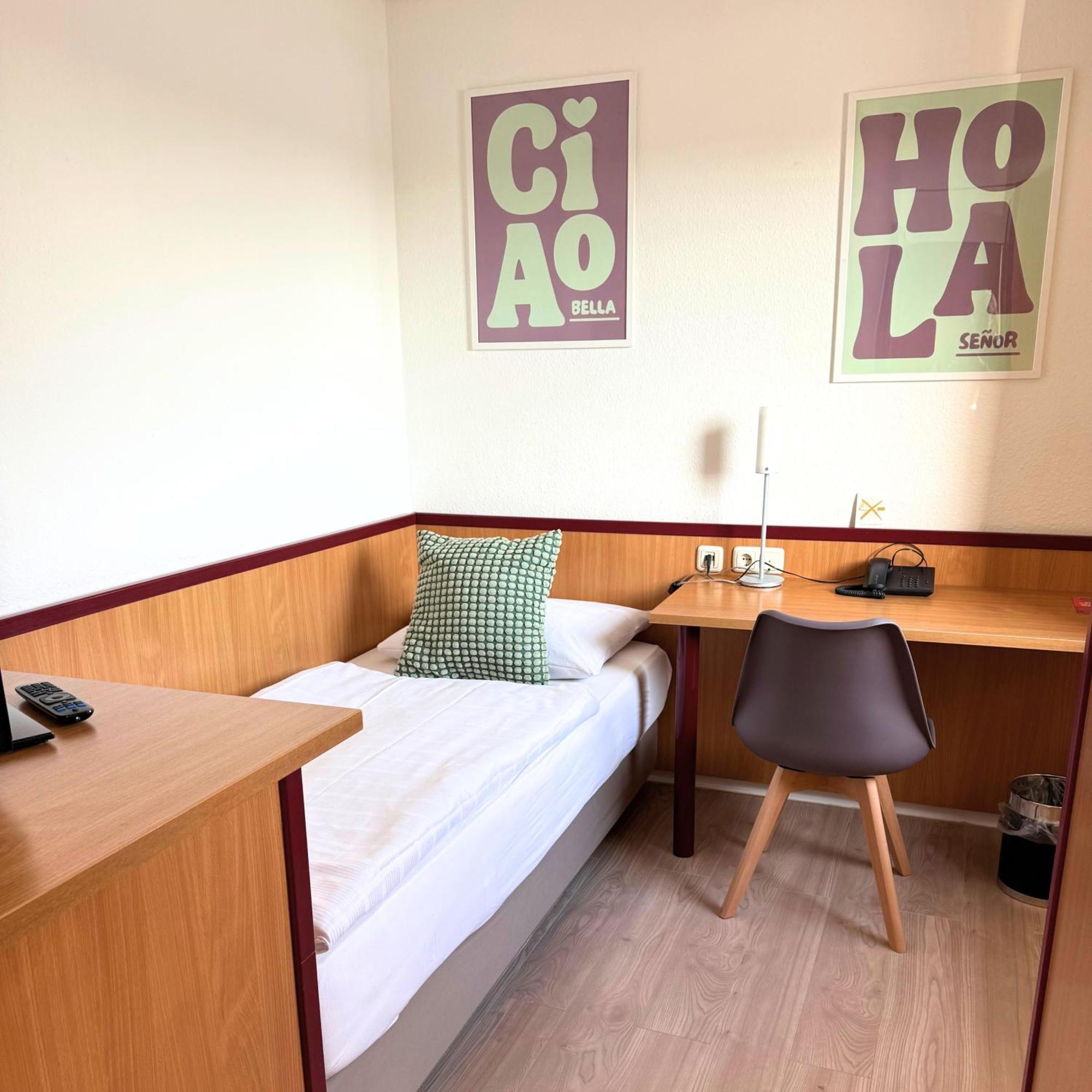 Colourful Hotel Bielefeld Luaran gambar