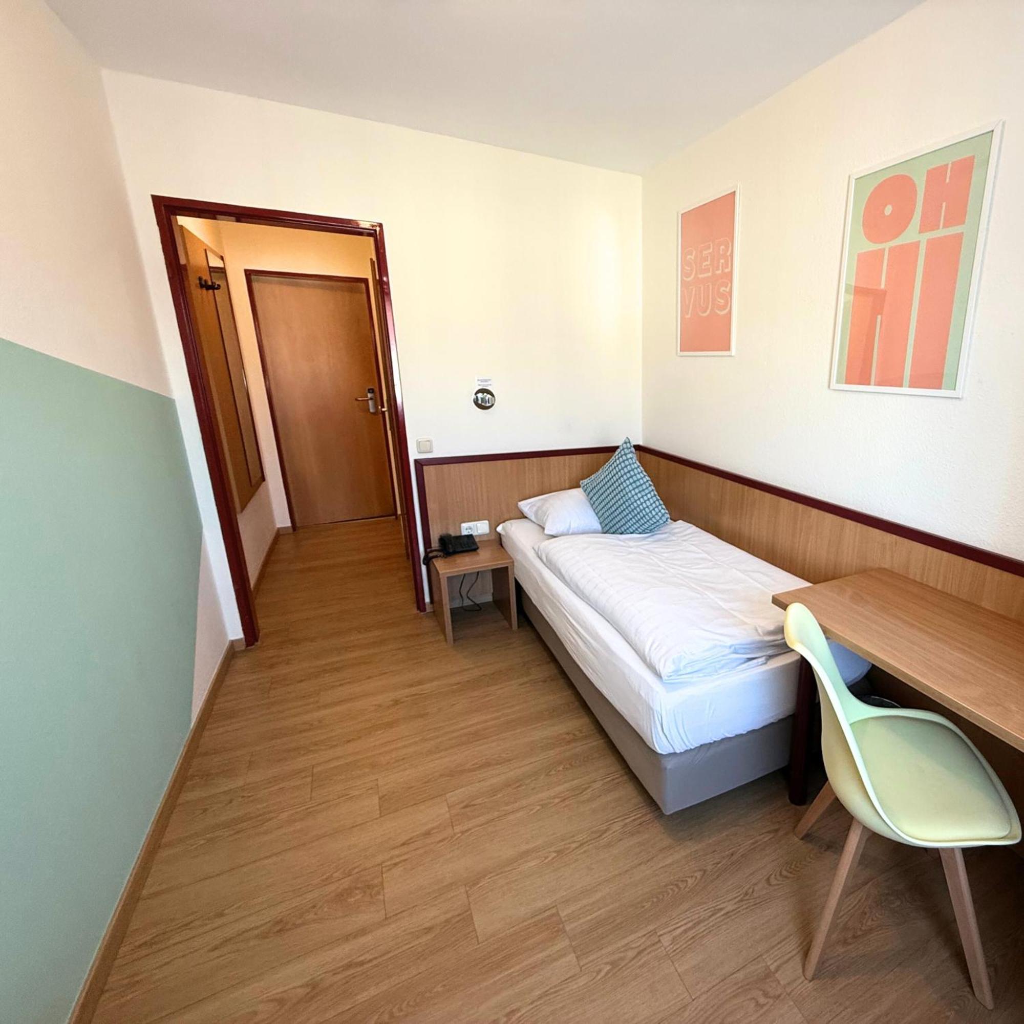 Colourful Hotel Bielefeld Luaran gambar