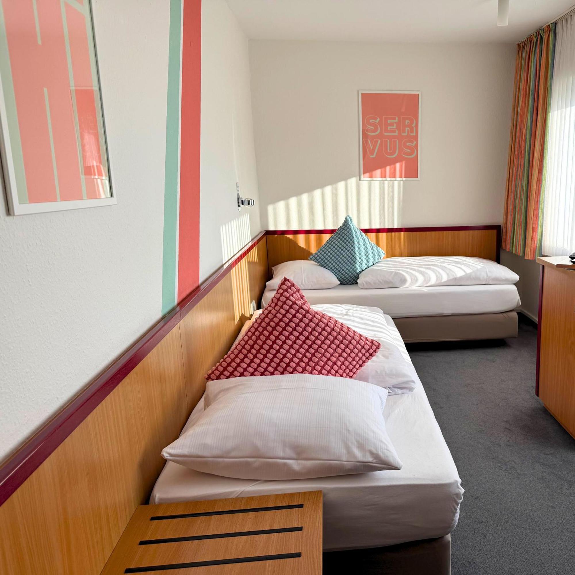 Colourful Hotel Bielefeld Luaran gambar